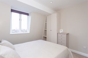 Bedroom- click for photo gallery